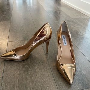 Never worn Steve Madden heels